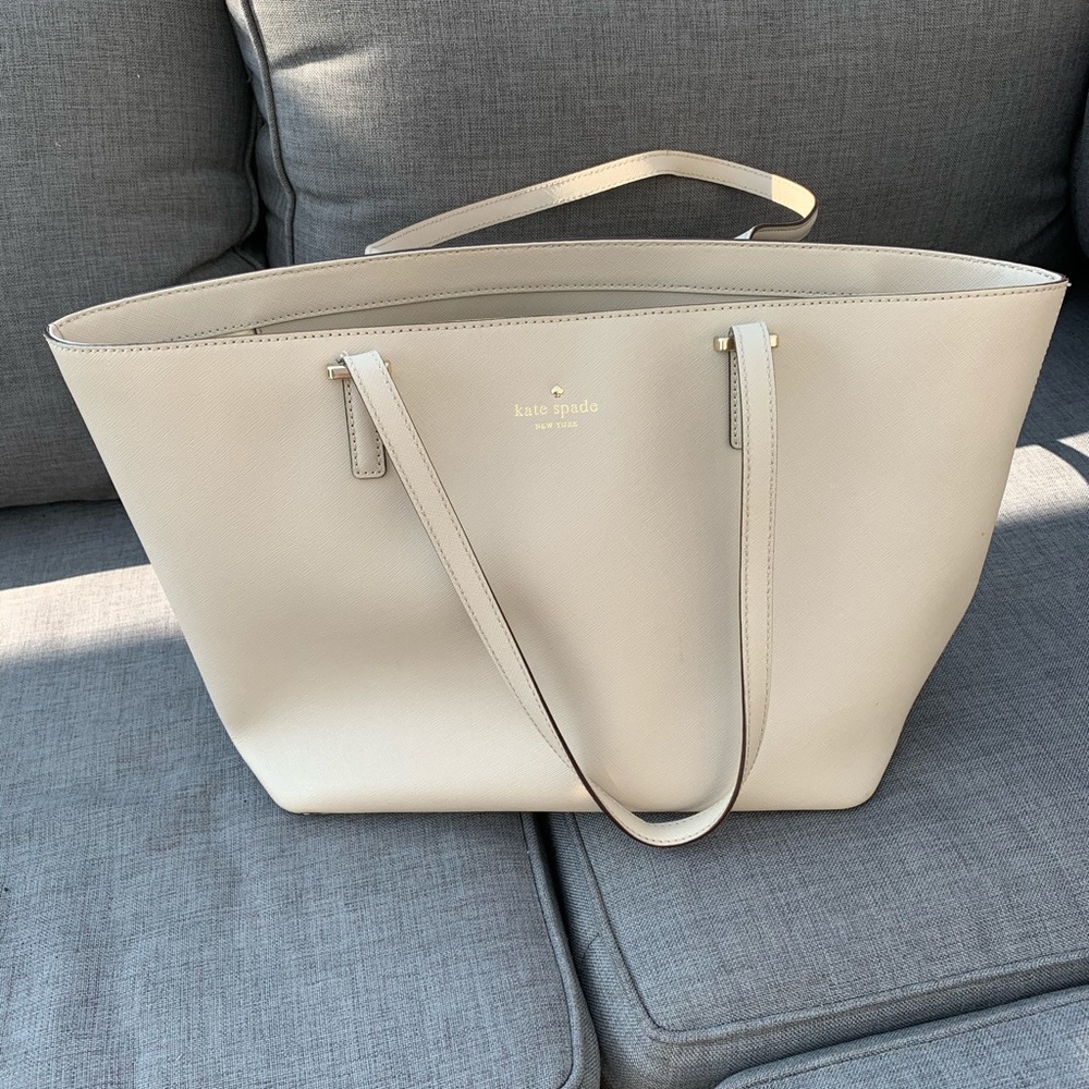 Kate Spade CEDAR STREET SMALL HARMONY - Picture 1 of 14